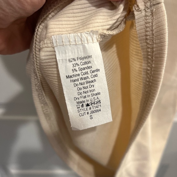 Cream Ribbed Henley Tank - Picture 3 of 3